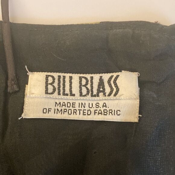 Bill Blass Dress In Giraffe Print with spaghetti straps and Lace Trim on Hem. - Picture 7 of 7